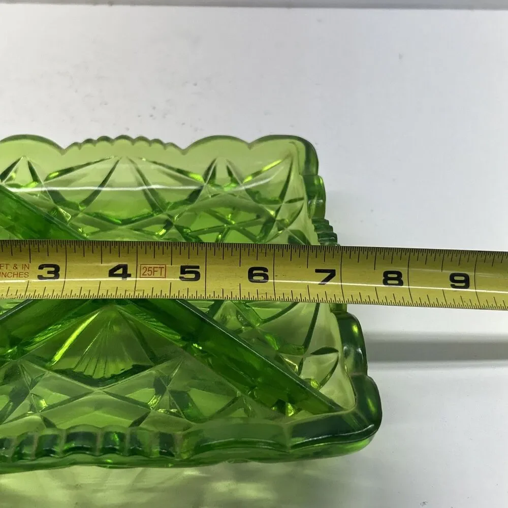 Vintage 7” Squared Green Candy Dish With 3 Dividers‎ - VGC  - Beautiful Design
